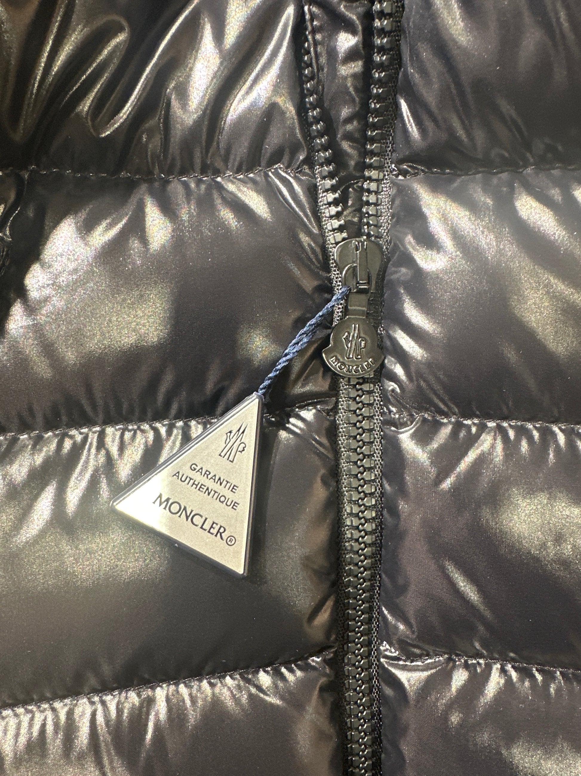 Moncler Designer Daunenmantel Mädchen 12J/152cm Schwarz Reißverschluss Vorderansicht