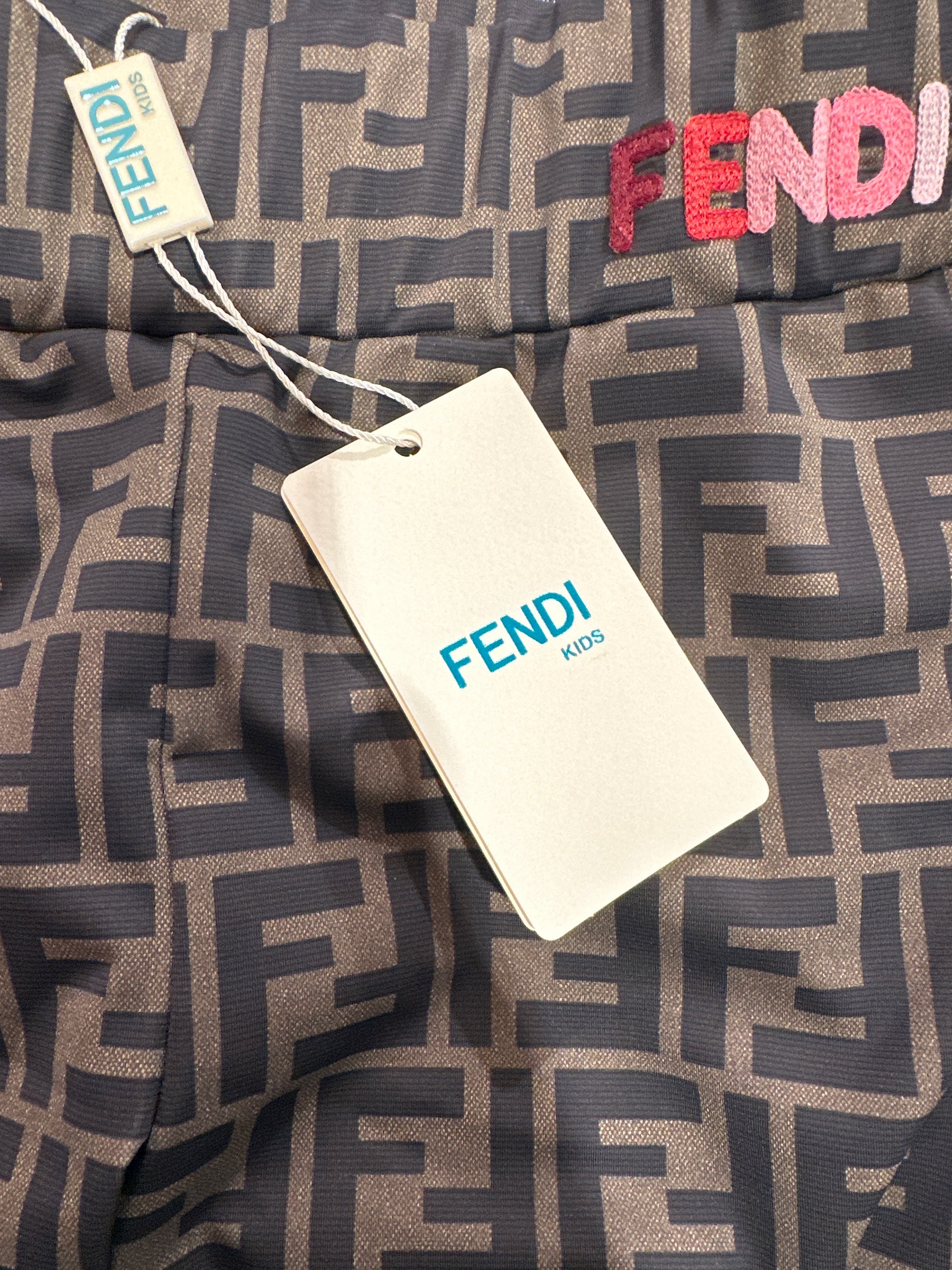 Fendi Legging Mädchen 10J 140cm Braun Etikett