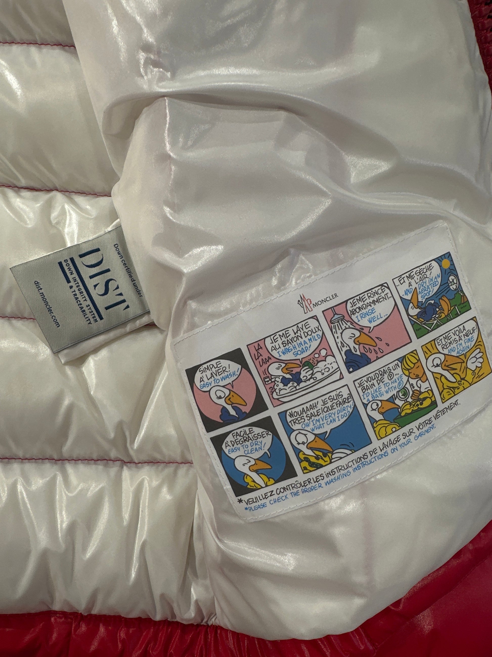 Moncler Daunen Jacke Unisex 12 Jahre Rot Innenansicht