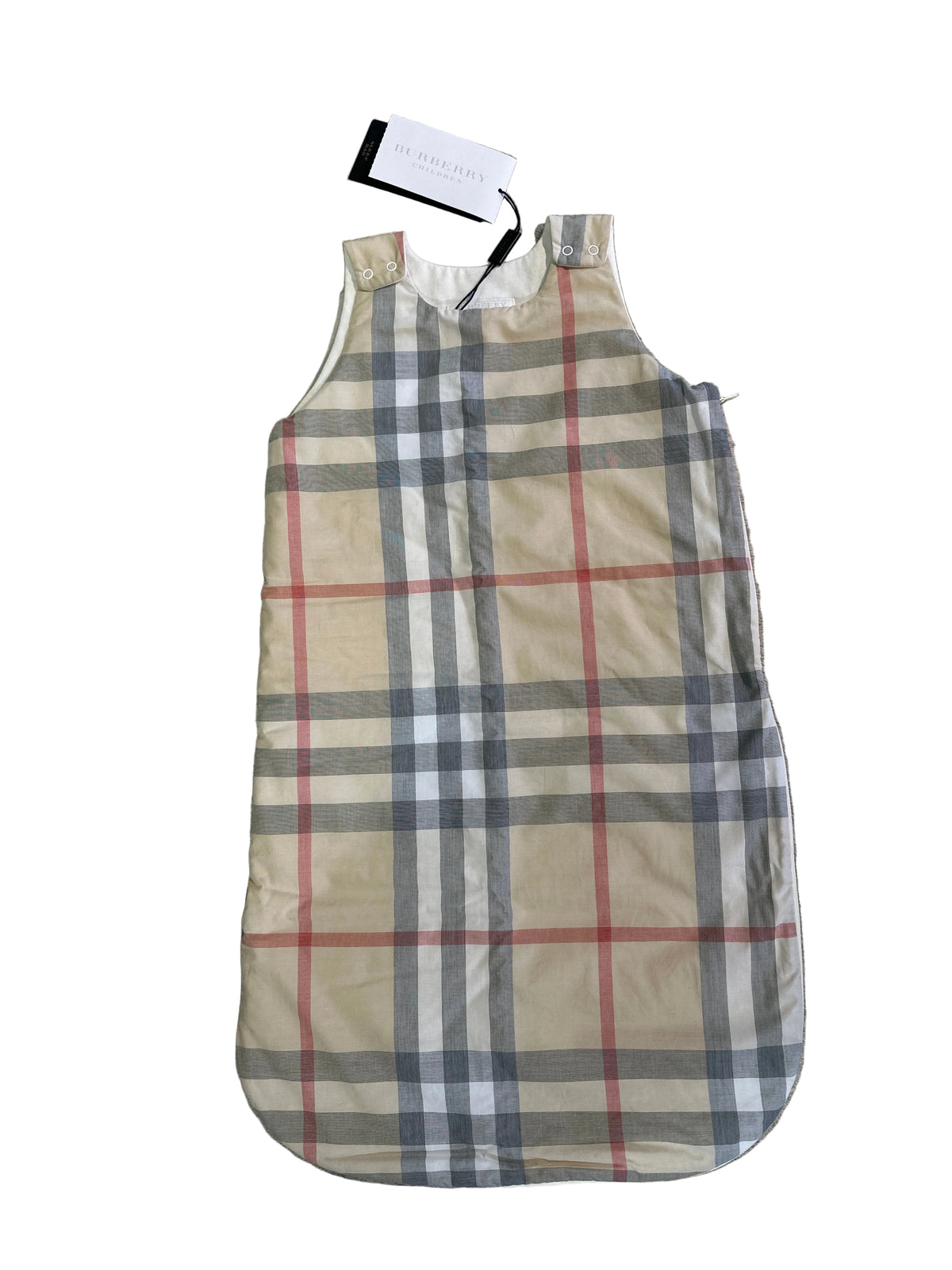 Burberry Designer-Babyschlafsack in beigem Karo, 96 x 42 cm, Vorderansicht mit Etikett