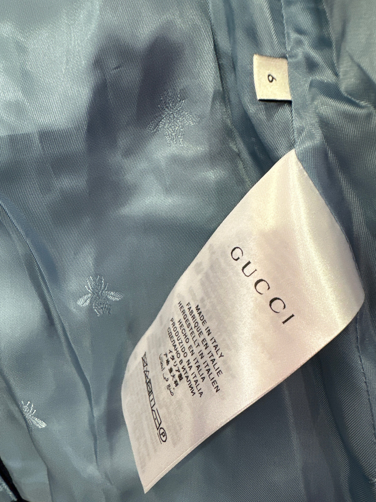 Gucci Designer-Sakko blau, Größe 6, Innenansicht mit Etikett 