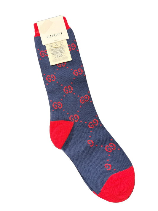 Gucci Designer-Kindersocke in Dunkelblau mit rotem GG-Muster, roter Ferse und Spitze, Einzelansicht